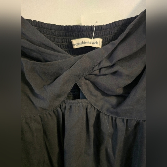 Abercrombie & Fitch Chiffon Black Long Sleeve Twist Front Top Blouse Size XL - Picture 2 of 7